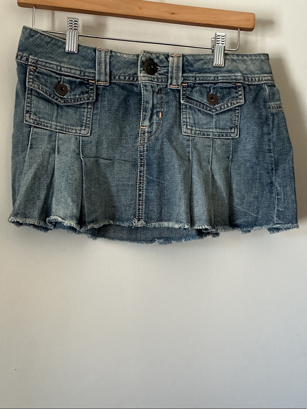 GUESS Women’s Blue Denim Mini Skirt